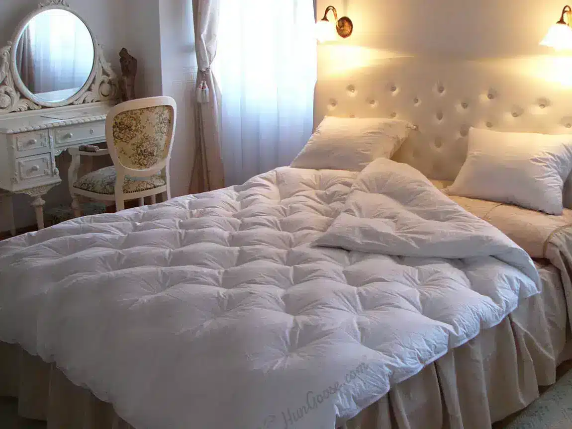 Honeycomb Stitch- Interior Design Goose Down Comforter - Image 3
